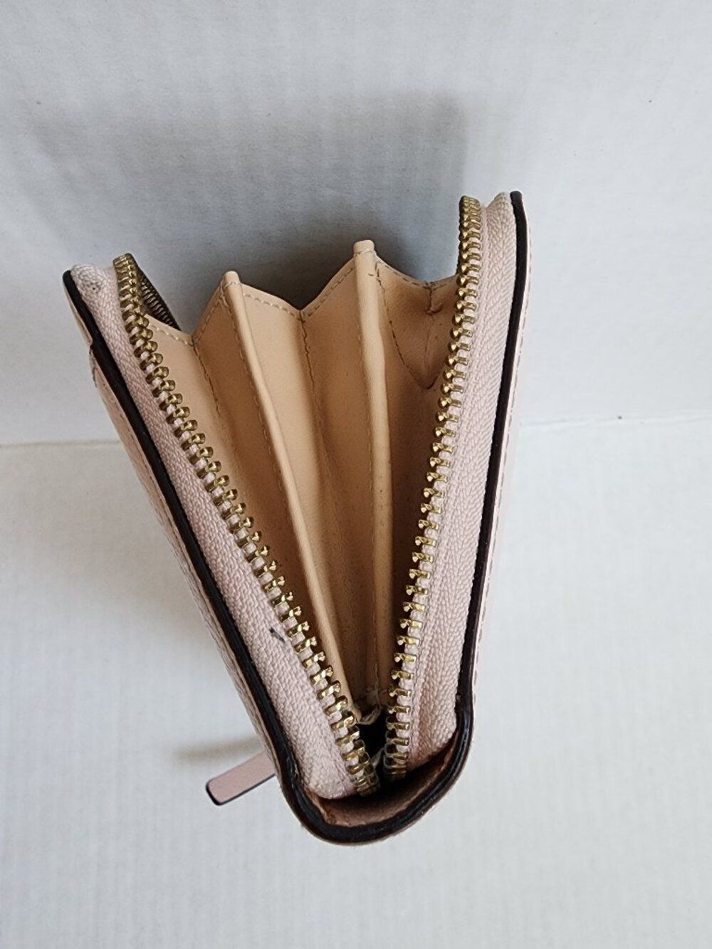 Kate Spade New York Pink Pebbled Leather Large Zip Around Wallet - Picture 7 of 10